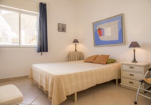 Cribs/infant beds, free WiFi, bed sheets - B30 - Apartment Alvor by DreamAlgarve (Portimão)