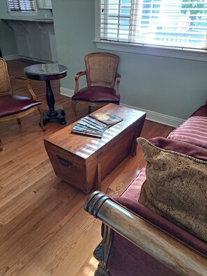 Interior - Renovated Farmhouse 4 Blocks From Downtown Square (Paso Robles)