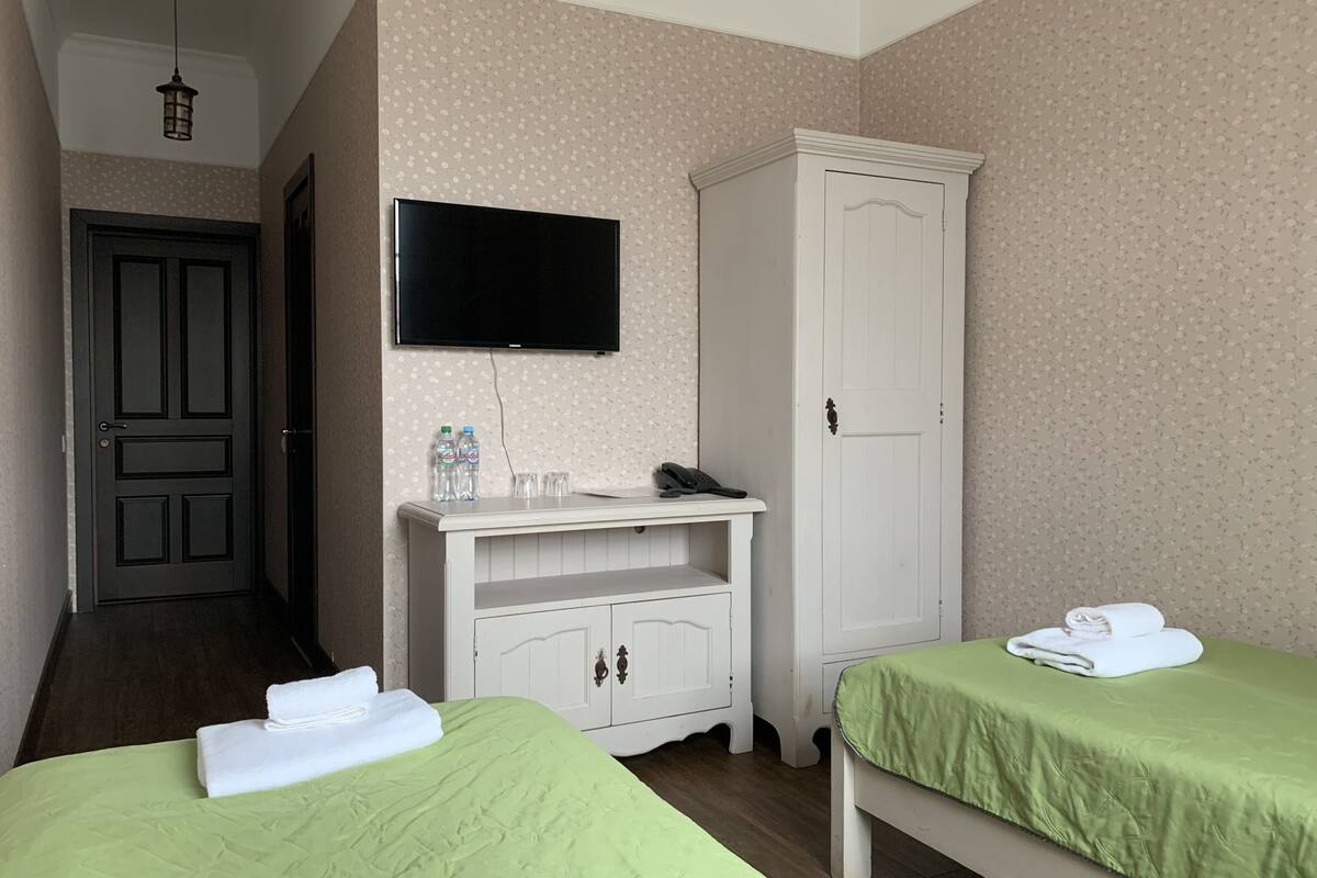 Standard Twin Room, 2 Single Beds, Non Smoking, Garden View | 1 bedroom, premium bedding, memory-foam beds, iron/ironing board