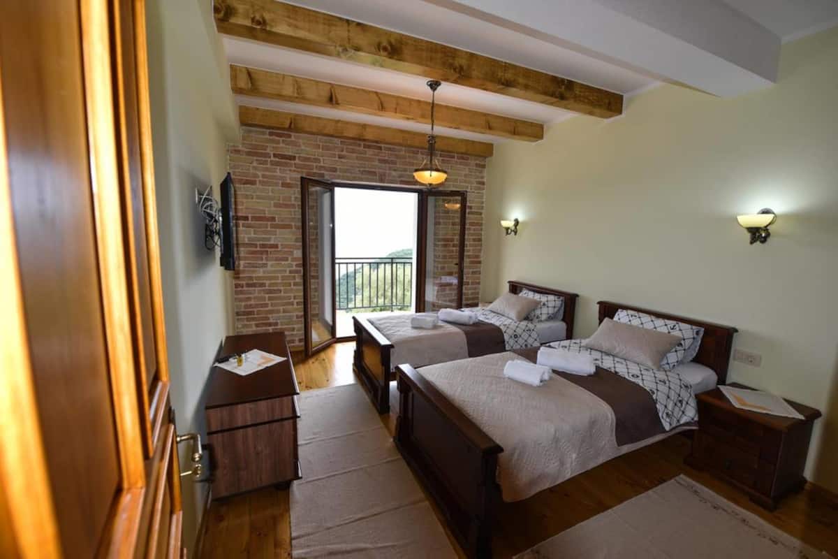 Comfort Villa, Sea View
