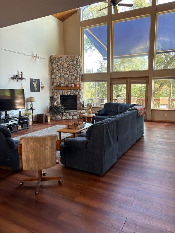 TV, fireplace, DVD player, table football