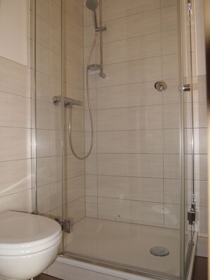 Lägenhet (incl.35EUR cleaning&10EUR service fee) | Dusch