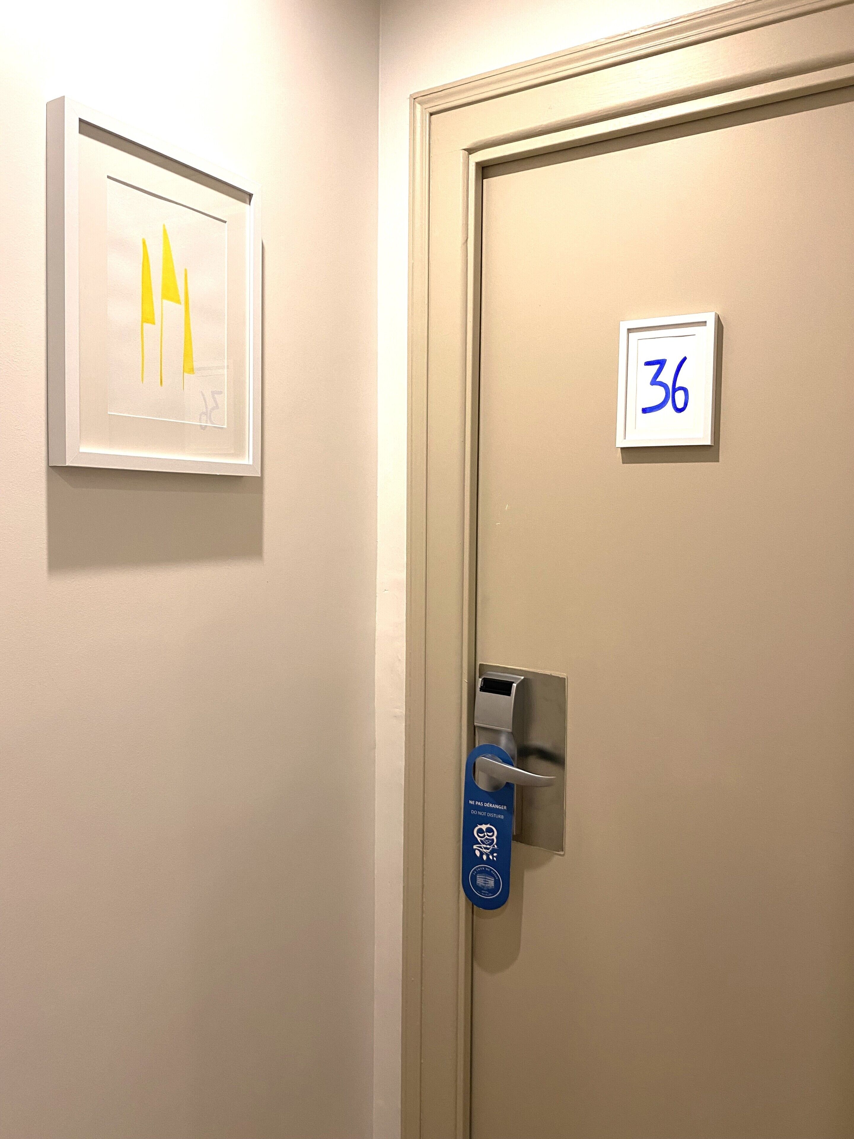 Photo - Tour de Nesle La Rochelle Vieux Port 3 etoiles