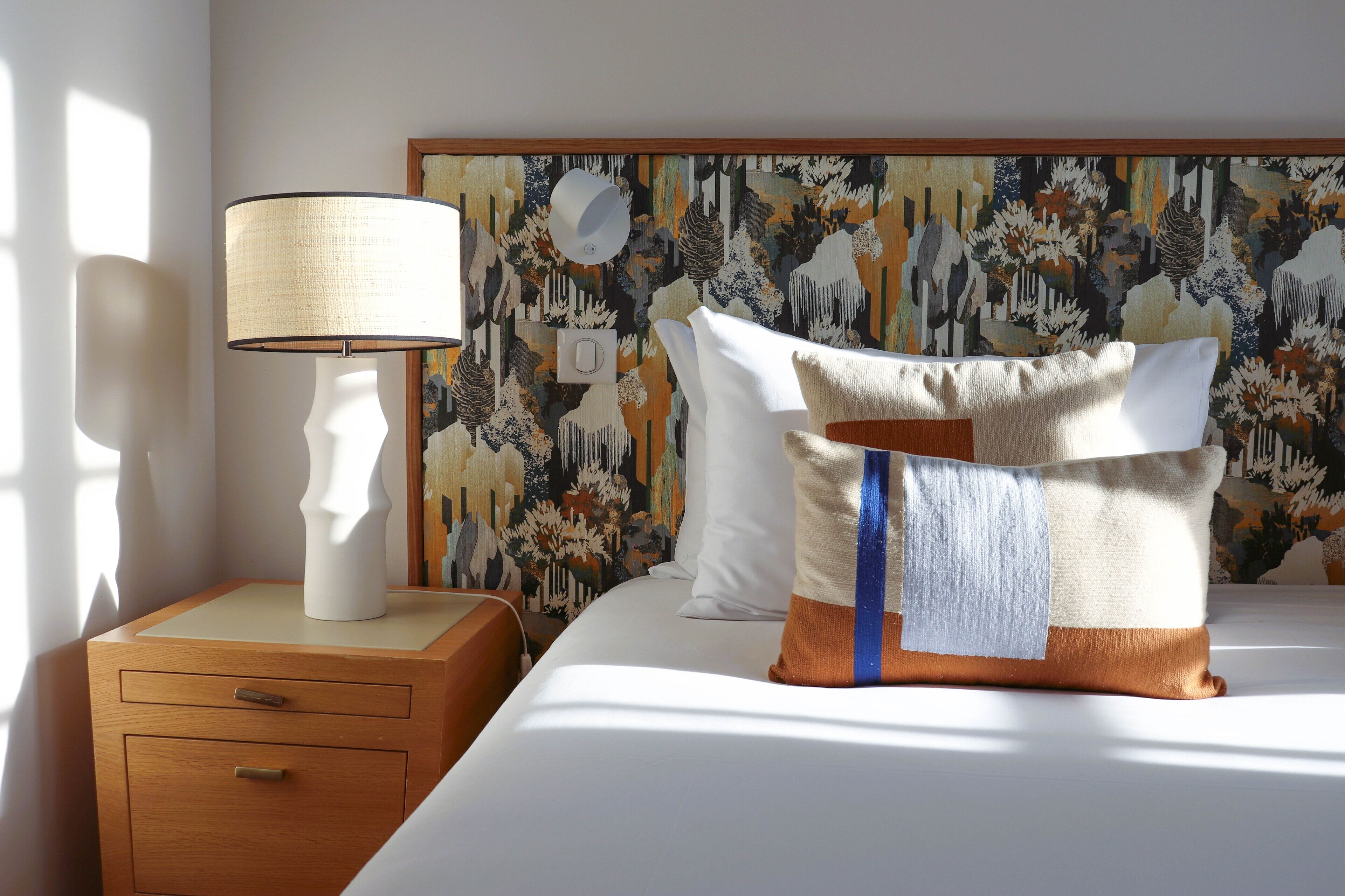 chambres belem vue mer | egyptian cotton sheets, premium bedding, minibar, in-room safe