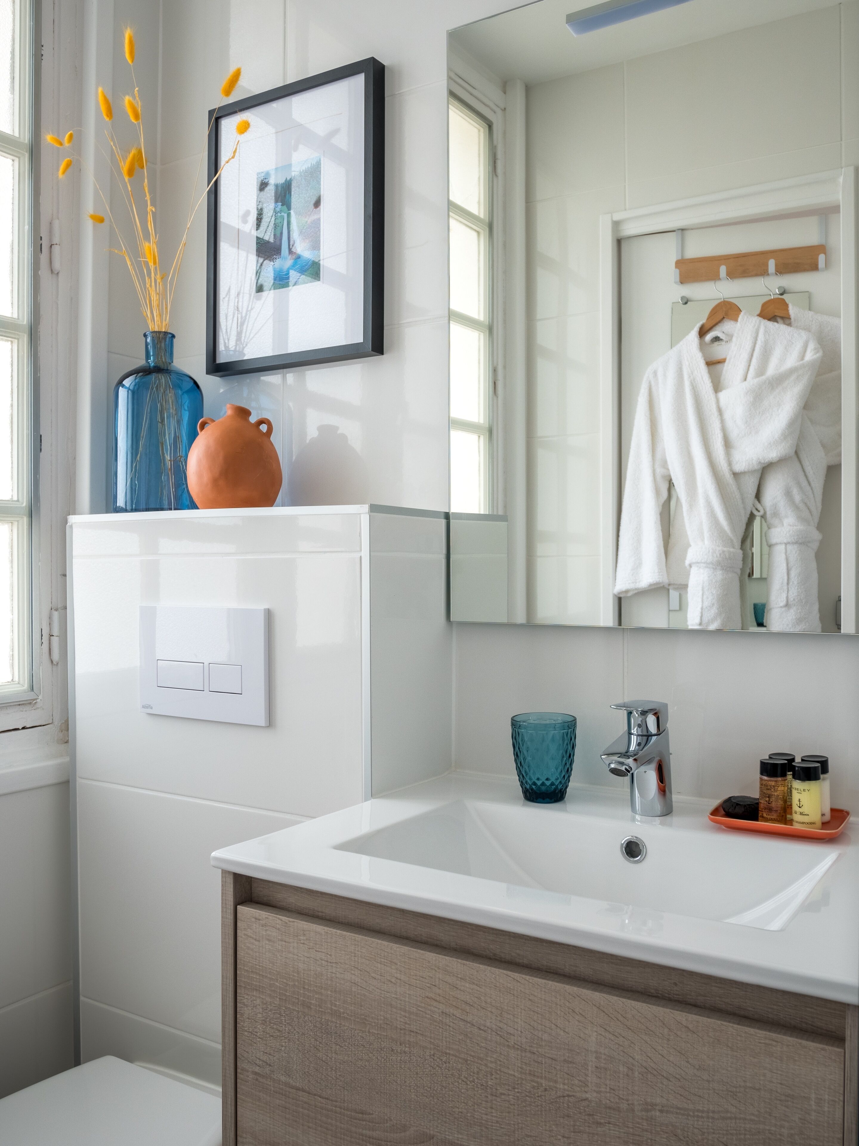 superior double room (calypso) | bathroom | free toiletries, hair dryer, towels, soap