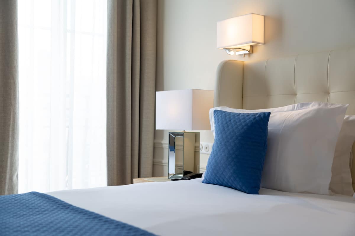 Draps en coton égyptien, literie de qualité supérieure, minibar