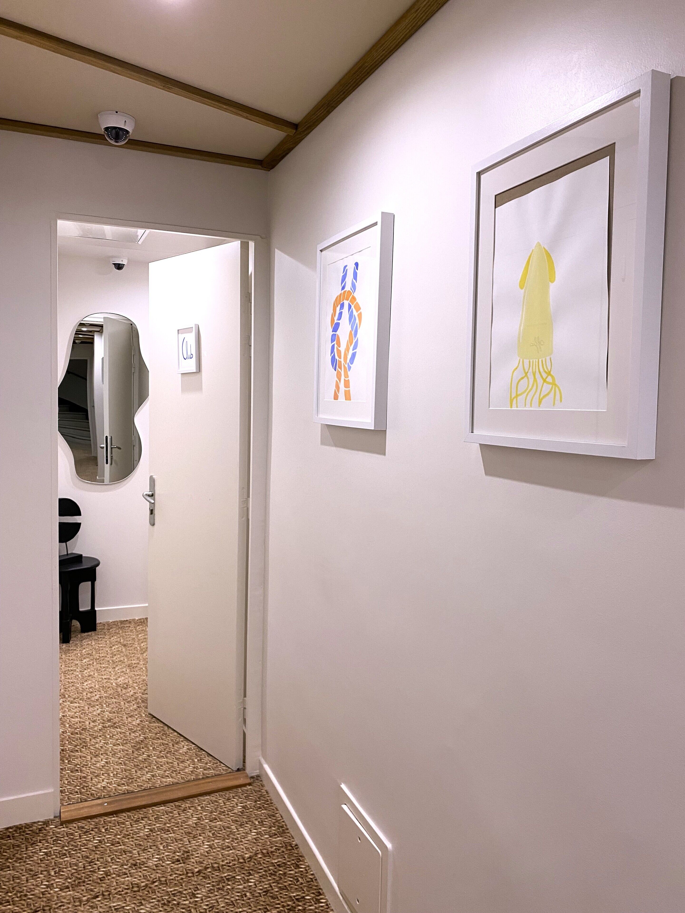 Photo - Tour de Nesle La Rochelle Vieux Port 3 etoiles