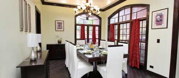 Villa, Multiple Beds | Living area | Flat-screen TV