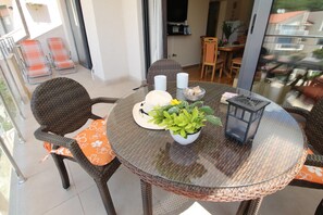 Classic-Apartment, Meerblick | Balkon