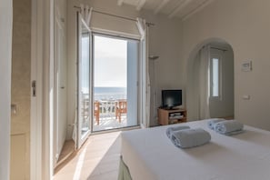 Villa, 6 camere da letto | Ferro/asse da stiro, culle/letti per bambini (gratuiti), Wi-Fi gratuito