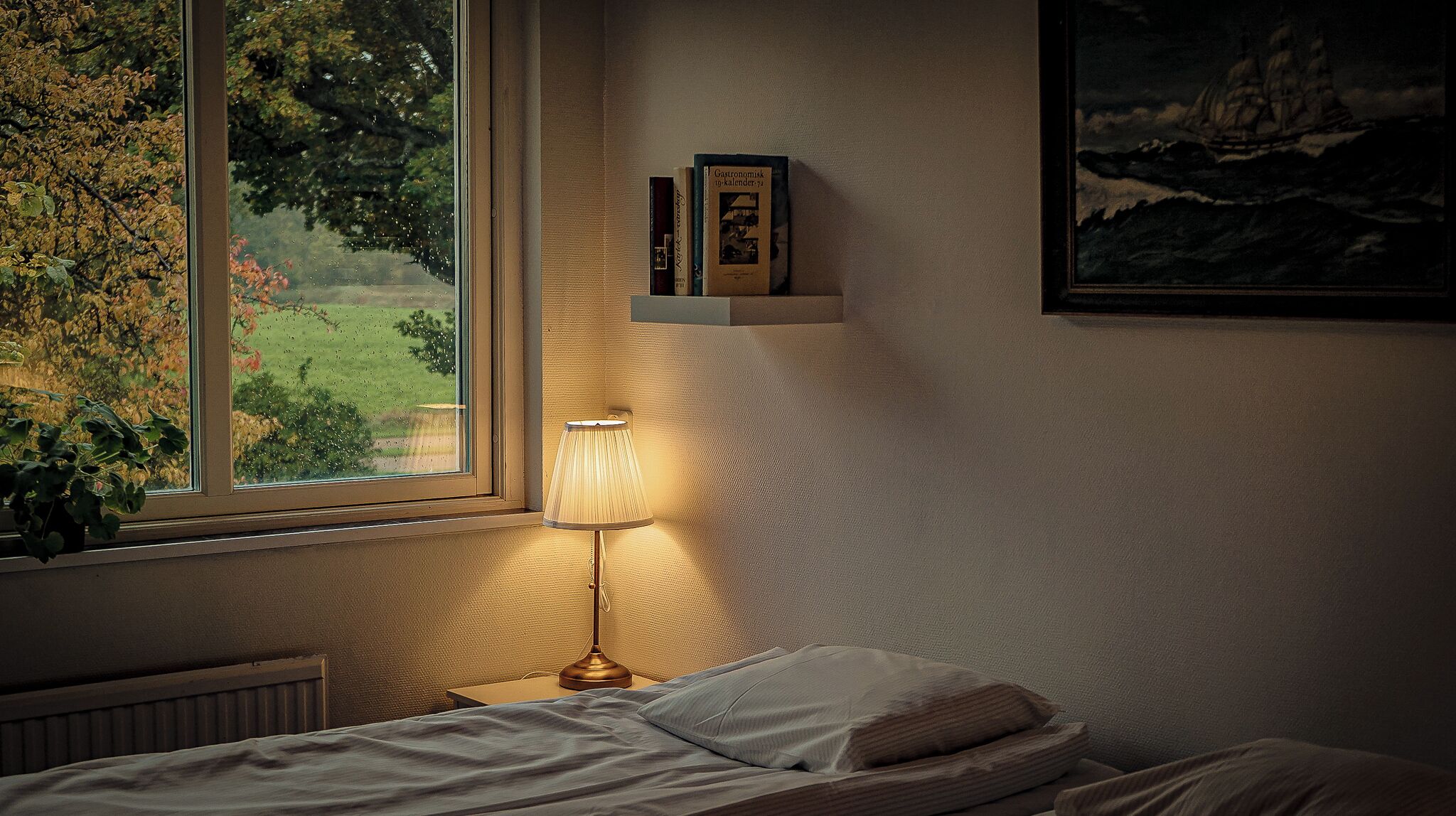 Neljän hengen comfort-huone, oma kylpyhuone | Silitysrauta/-lauta, ilmainen Wi-Fi, vuodevaatteet