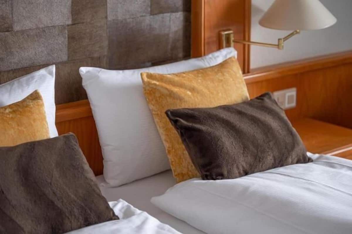 Coffres-forts dans les chambres, décoration personnalisée, bureau