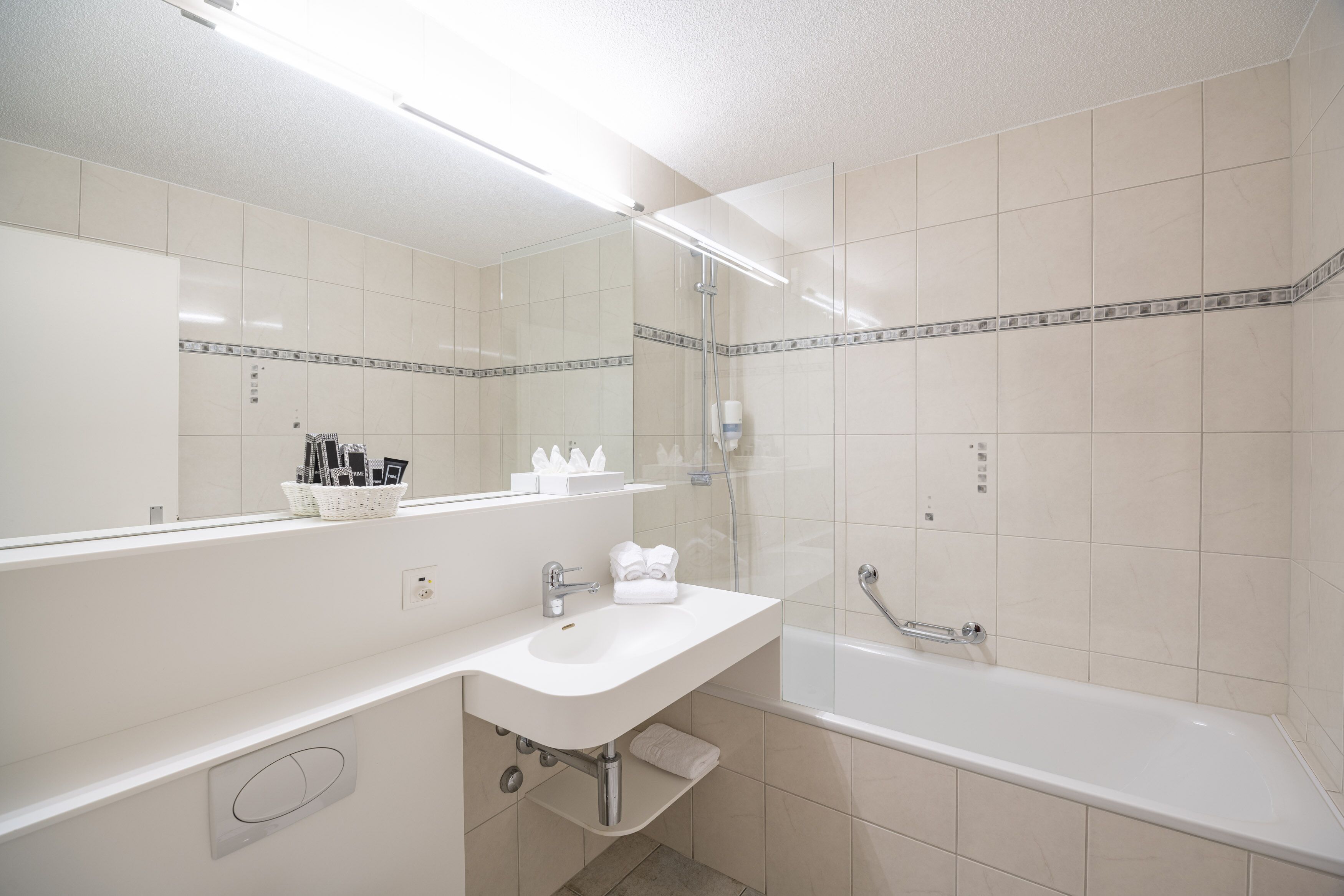 classic double room, 1 double bed | bathroom | separate bathtub and shower, free toiletries, hair dryer, bathrobes