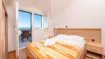 Panoramic-Apartment (9) | 2 Schlafzimmer, Bügeleisen/Bügelbrett, kostenloses WLAN, Bettwäsche
