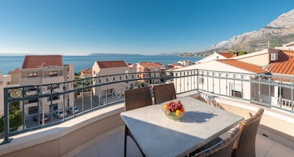 Villa Tucepi Apartments