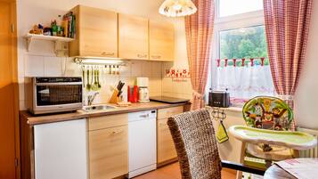 Appartement Familial, 1 grand lit et 1 canapé-lit | Cuisine privée