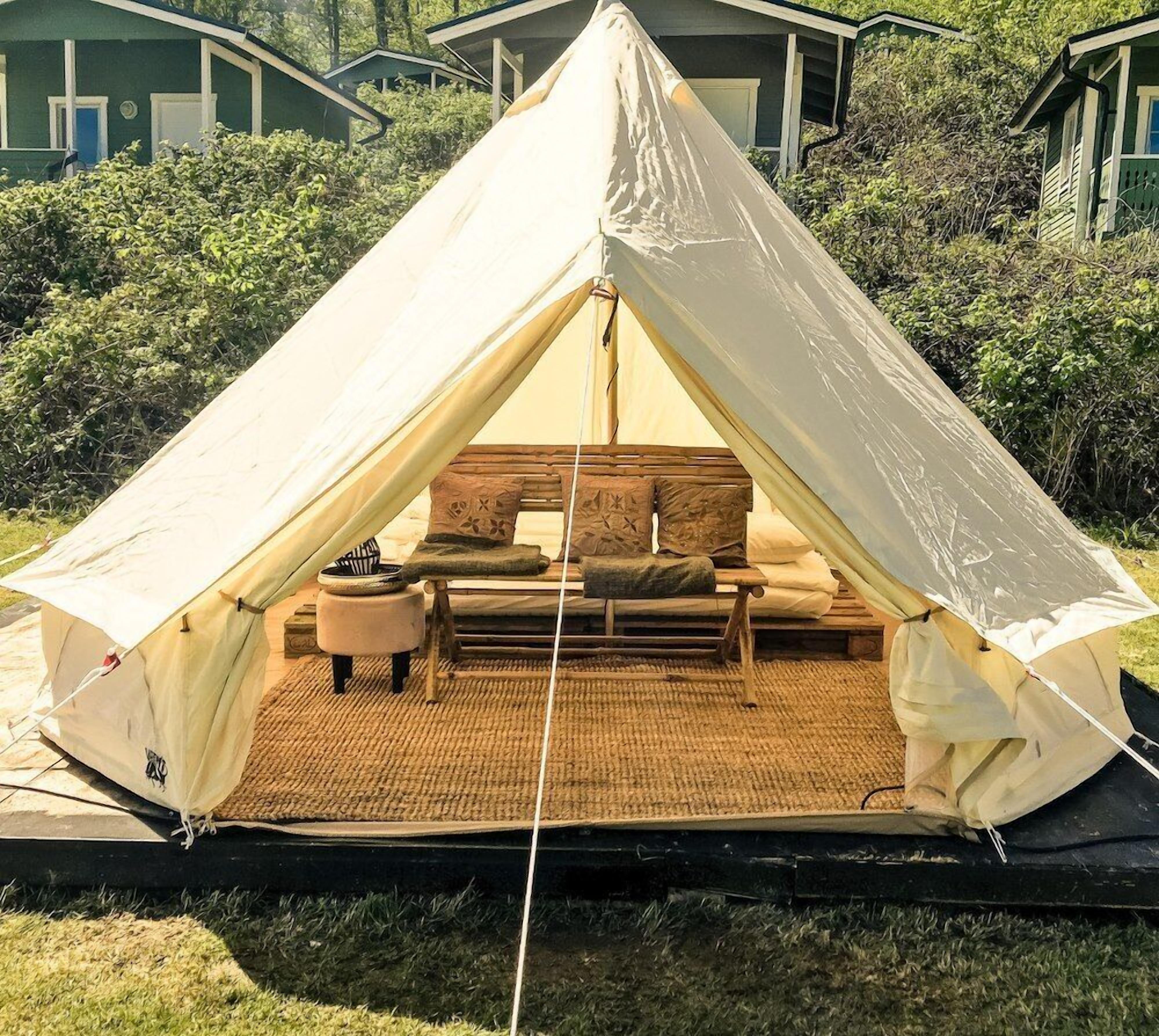 Glamping, 2 beds | Iron/ironing board