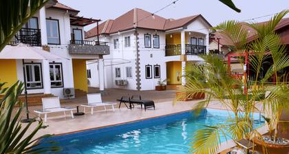 Candice serviced Apartment