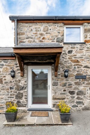 คอทเทจ, เตียงควีนไซส์ 1 เตียง | บริเวณภายนอก