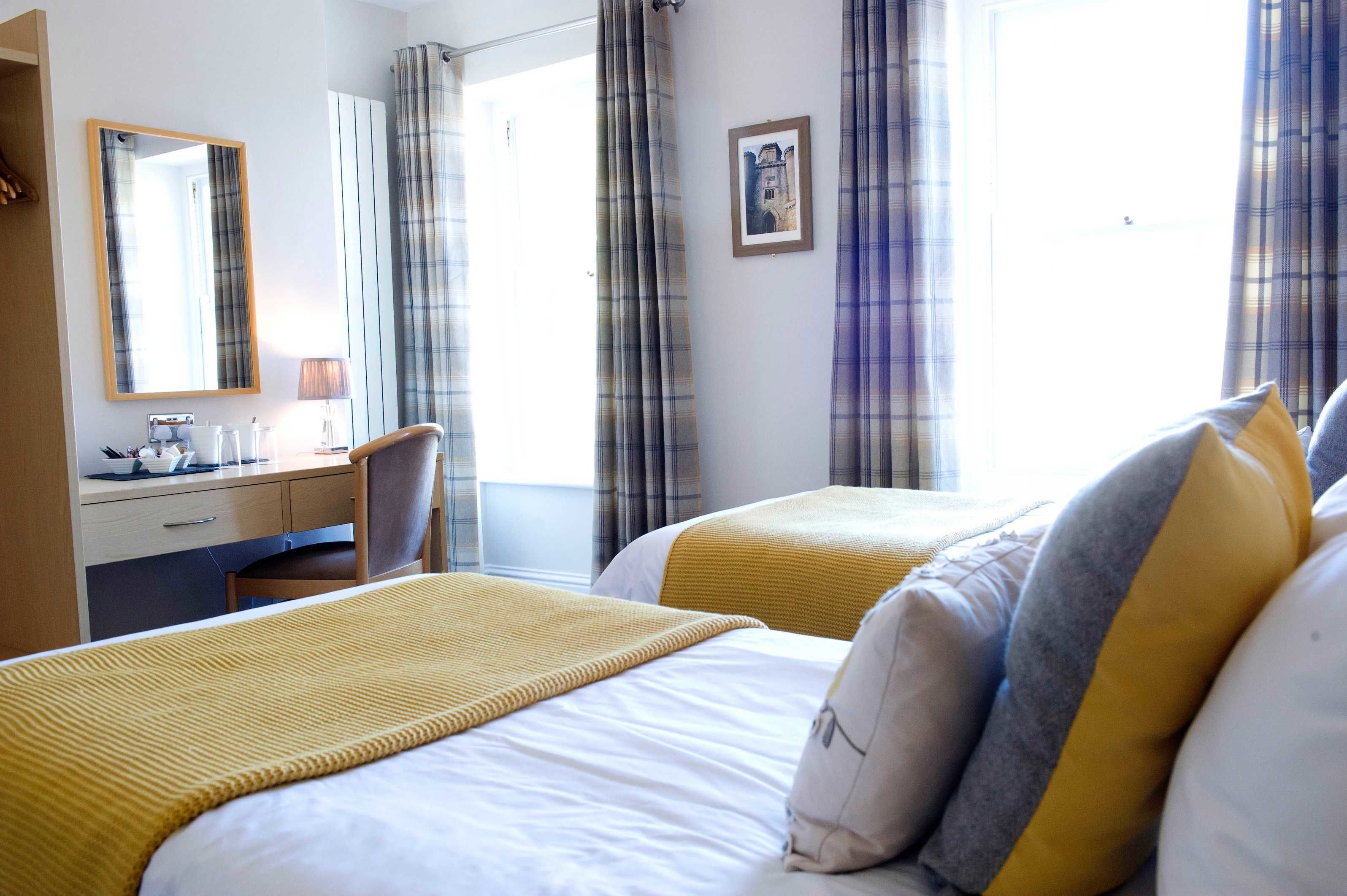 triple room, 3 single beds | individually decorated, individually furnished, soundproofing