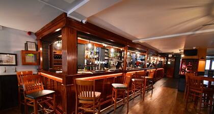 The Rose and Crown Hotel