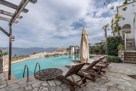 Villa, 6 Bedrooms, Sea View | Terrace/patio