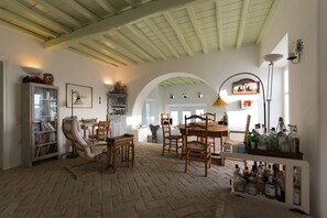 Villa, 6 Bedrooms, Jetted Tub | Living area | LCD TV, Netflix, DVD player