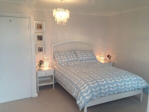 Casa | 3 habitaciones, cortinas blackout y tabla de planchar con plancha 