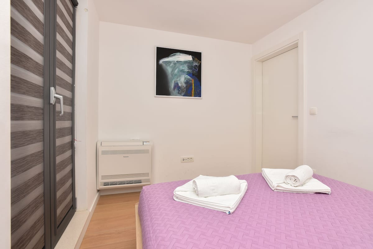 公寓 (6) | 1 間臥室、客房內保險箱、隔音、免費無線上網