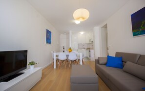 ตู้เย็นขนาดใหญ่, เตาอบ, เตาประกอบอาหาร, เครื่องล้างจาน