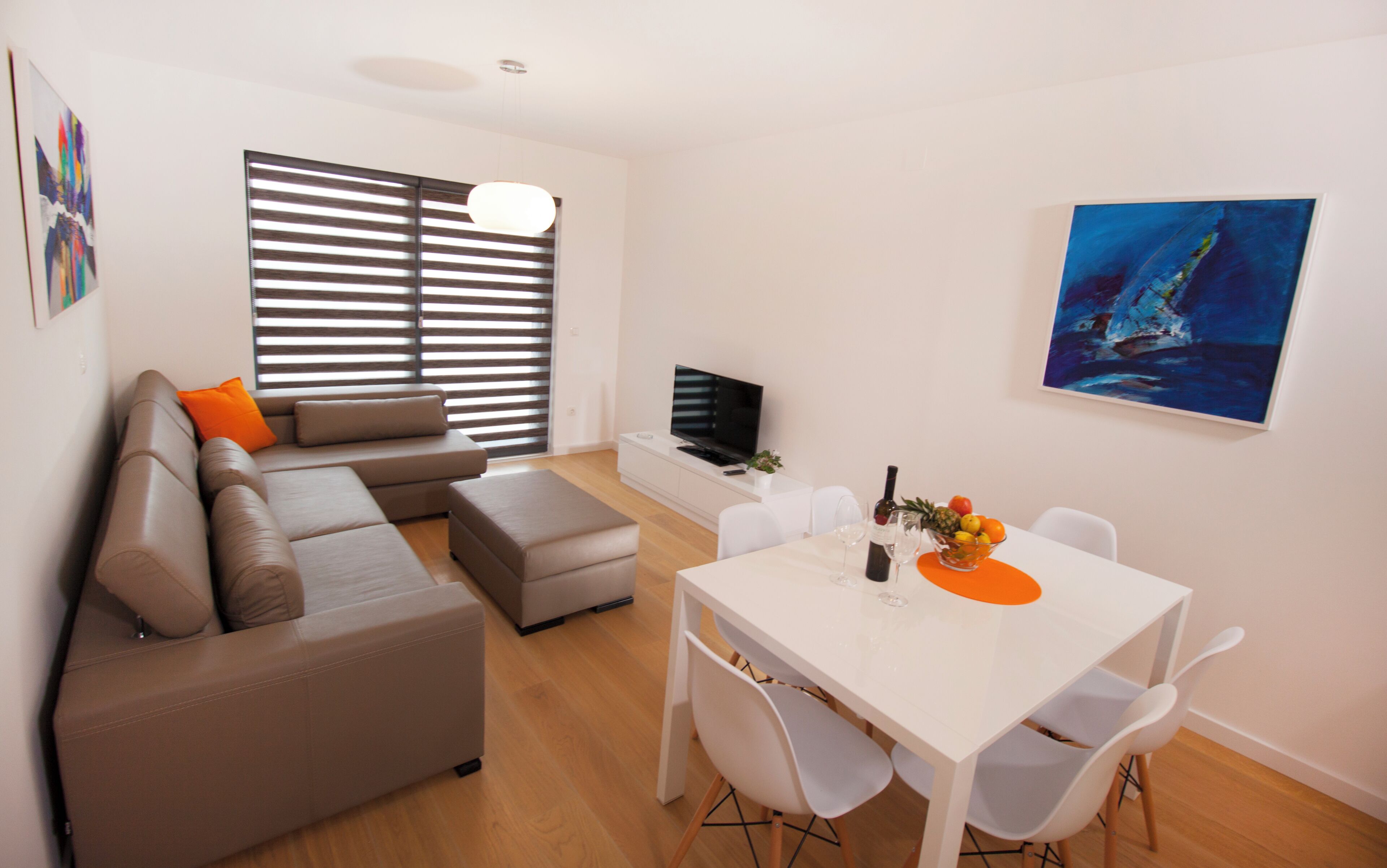 Apartment (3) | Living area