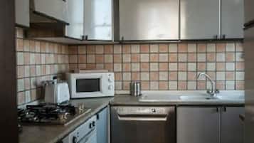 Apartment, Multiple Beds, Terrace (Panorama) | Private kitchenette | Fridge, stovetop, cookware/dishes/utensils