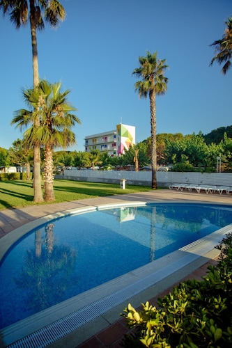 Hostal Bellsol