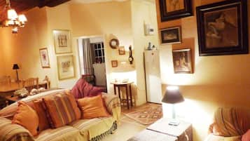Cottage | Living room