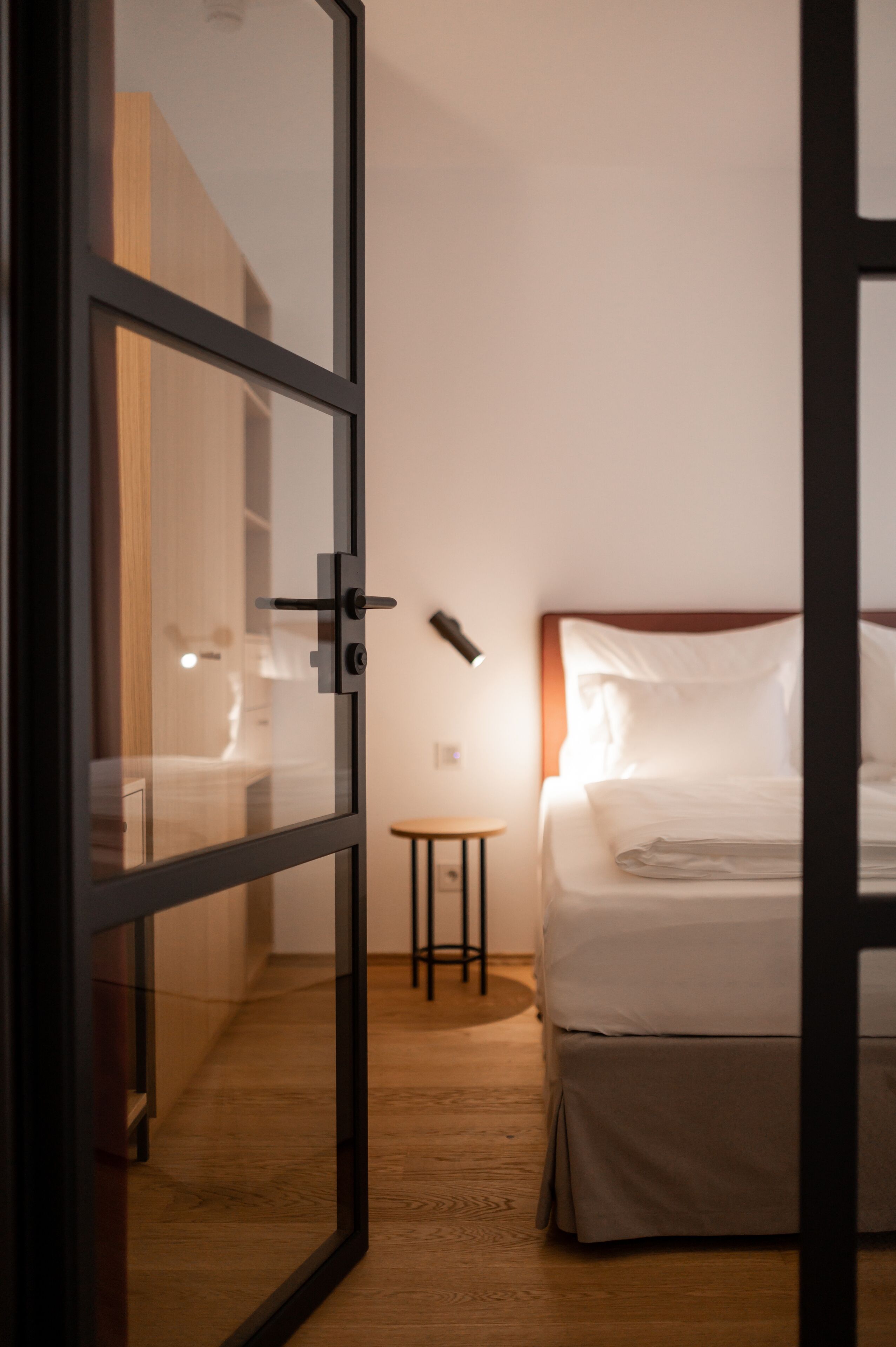 Appartement Exclusif, balcon, vue cour intérieure