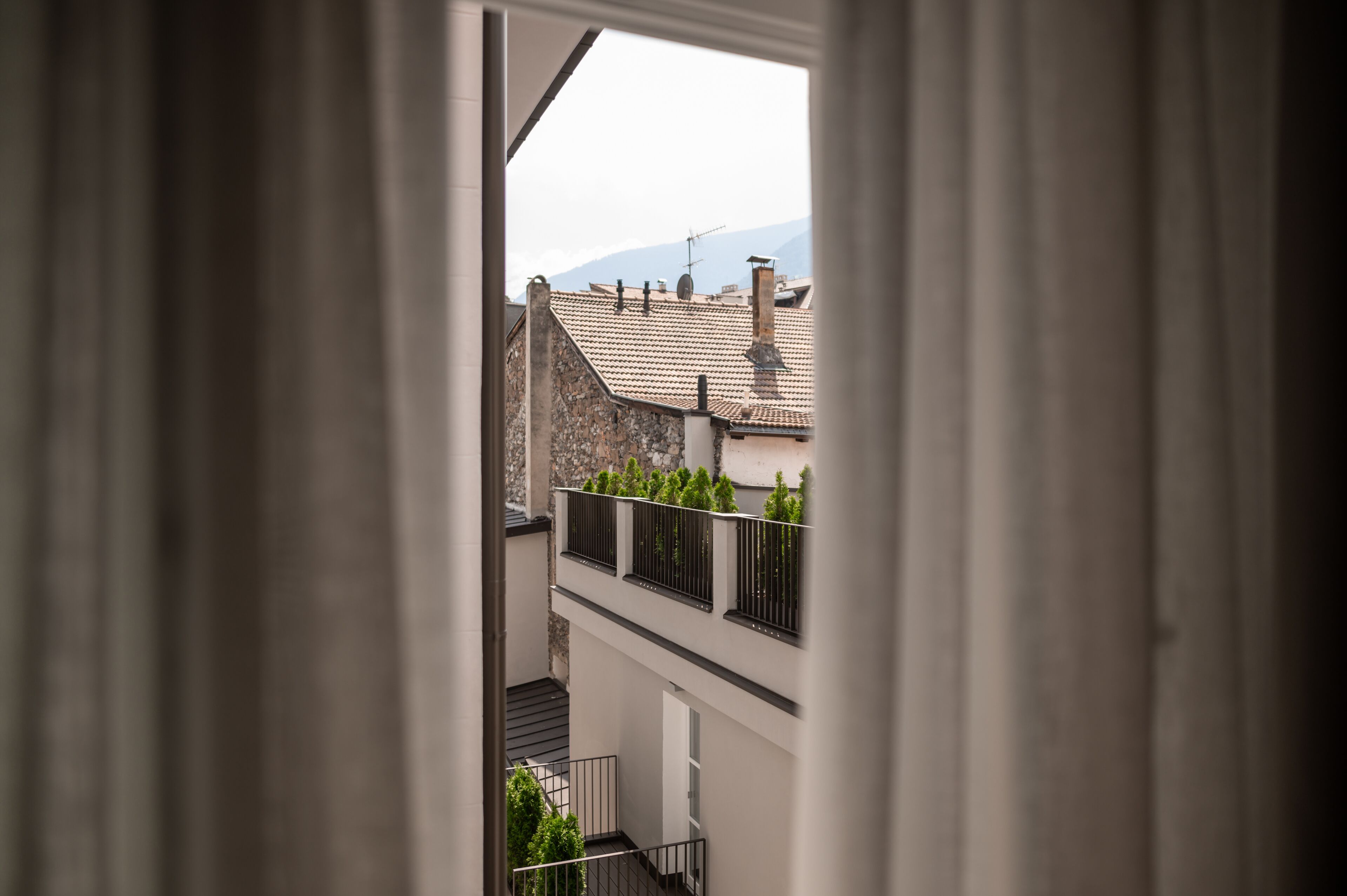 Exclusive-Apartment, Balkon, Blick auf den Innenhof | Ausblick vom Zimmer