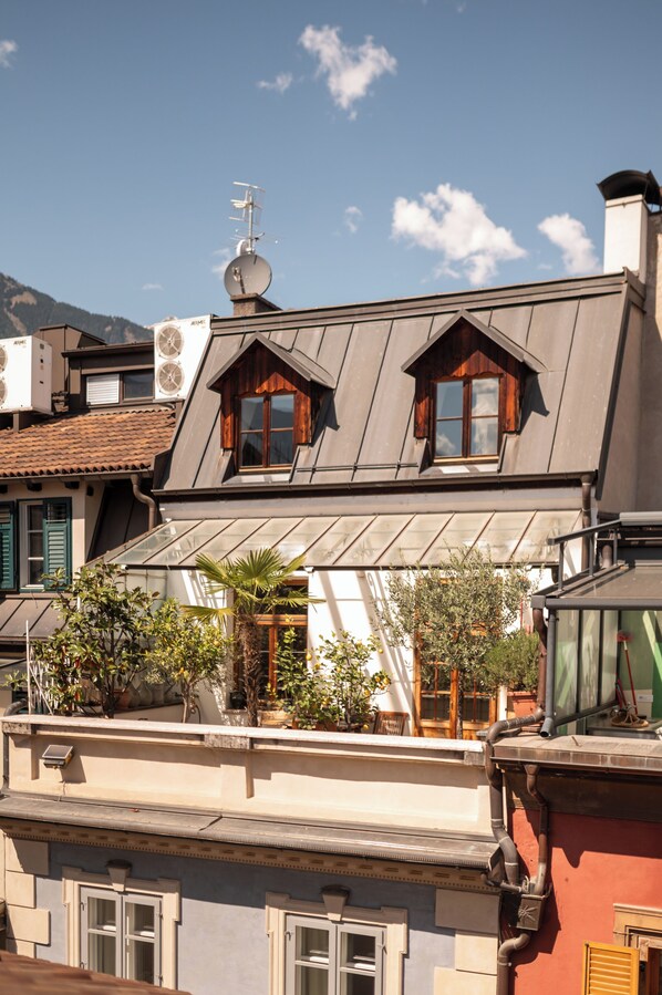 Vista de la ciutat des de l'allotjament