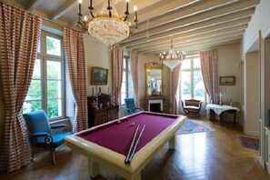 Billiards - Chateau de Lourdes Cancale - St Malo (Saint-Meloir-des-Ondes)