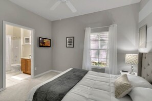 Condo, 4 quartos | 4 quartos, Wi-Fi de cortesia, roupa de cama
