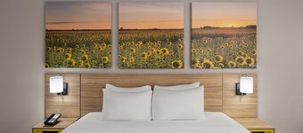 Days Inn by Wyndham Mandan Bismarck Area