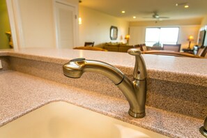 Condo, 2 Queen Beds, Ocean View (SEA -222 3BR Ocean View Pool Free Tix) | Bathroom sink