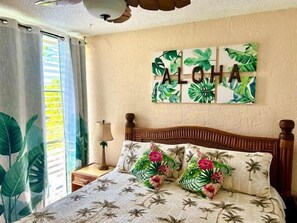 Condo, 1 Queen Bed with Sofa bed (Alii Villas#340 Top floor with Ocean )