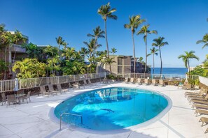 Condo, 1 Queen Bed with Sofa bed (Alii Villas#340 Top floor with Ocean ) | Pool