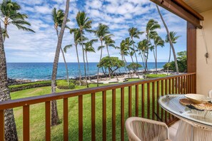 Condo, 1 King Bed (Kona Isle E23) | Property grounds