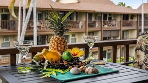 Condo, 1 giường cỡ queen và sofa giường (Kona Isle B31) | Khu ẩm thực ngoài trời