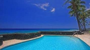 House, 1 Queen Bed (Kona Magic Sands 313) | Pool | Outdoor pool
