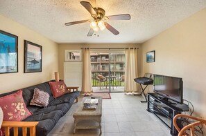 Condo, Multiple Beds (Kona Isle C24) | Living area
