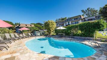 Apartamento, varias camas (Keauhou Akahi 210) | Piscina | Una piscina al aire libre