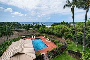 Lägenhet - 1 kingsize-säng med bäddsoffa (Kahaluu Bay Villas 304) | Pool | Utomhuspool