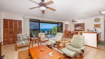 Condo, 1 King Bed with Sofa bed (Kahaluu Bay Villas 304) | Living area